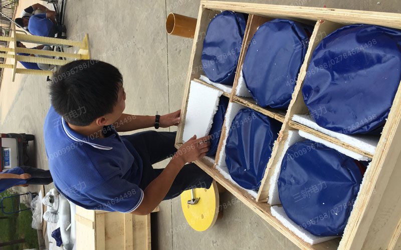 电抗器包装过程