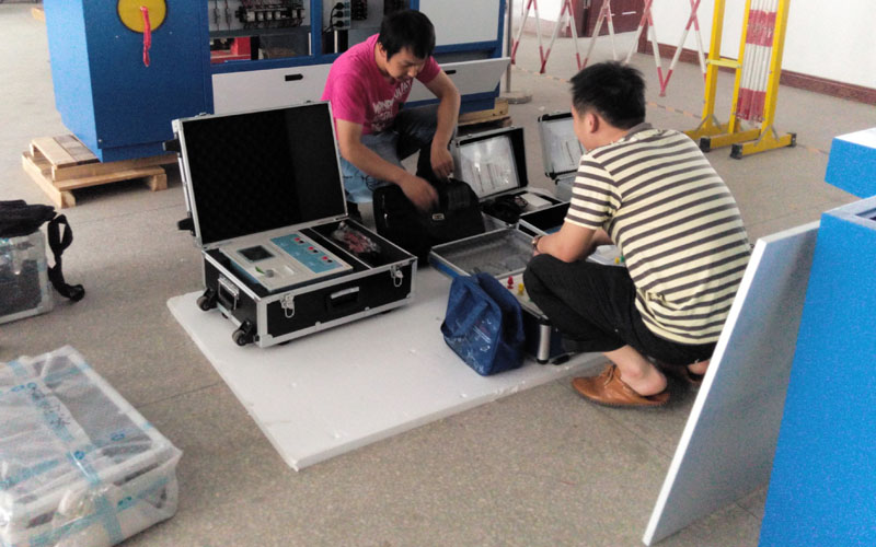 金华安信采购介损仪等设备顺利通过验收