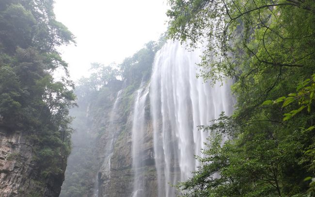 三峡大瀑布三新电力